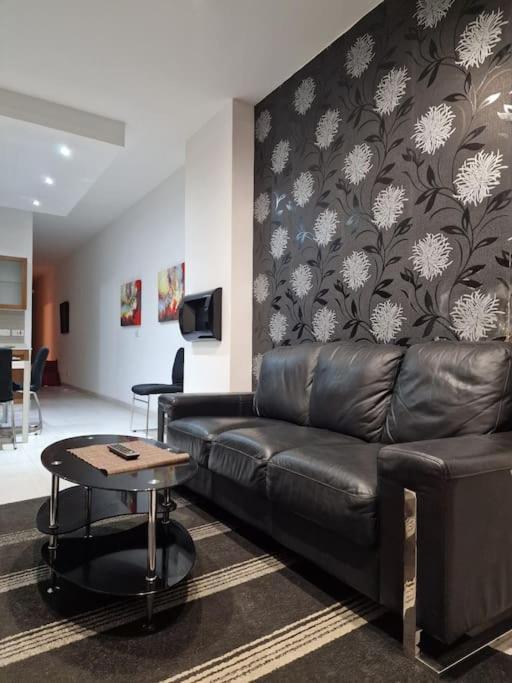 City Center Properties - Modern Two Bedroom Apartment With A Hot Tub And Amazing Location San Pawl il-Baħar Eksteriør billede