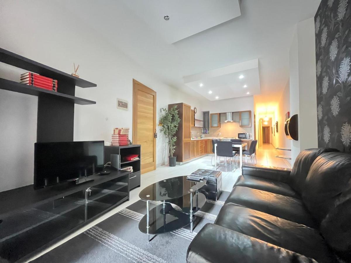 City Center Properties - Modern Two Bedroom Apartment With A Hot Tub And Amazing Location San Pawl il-Baħar Eksteriør billede